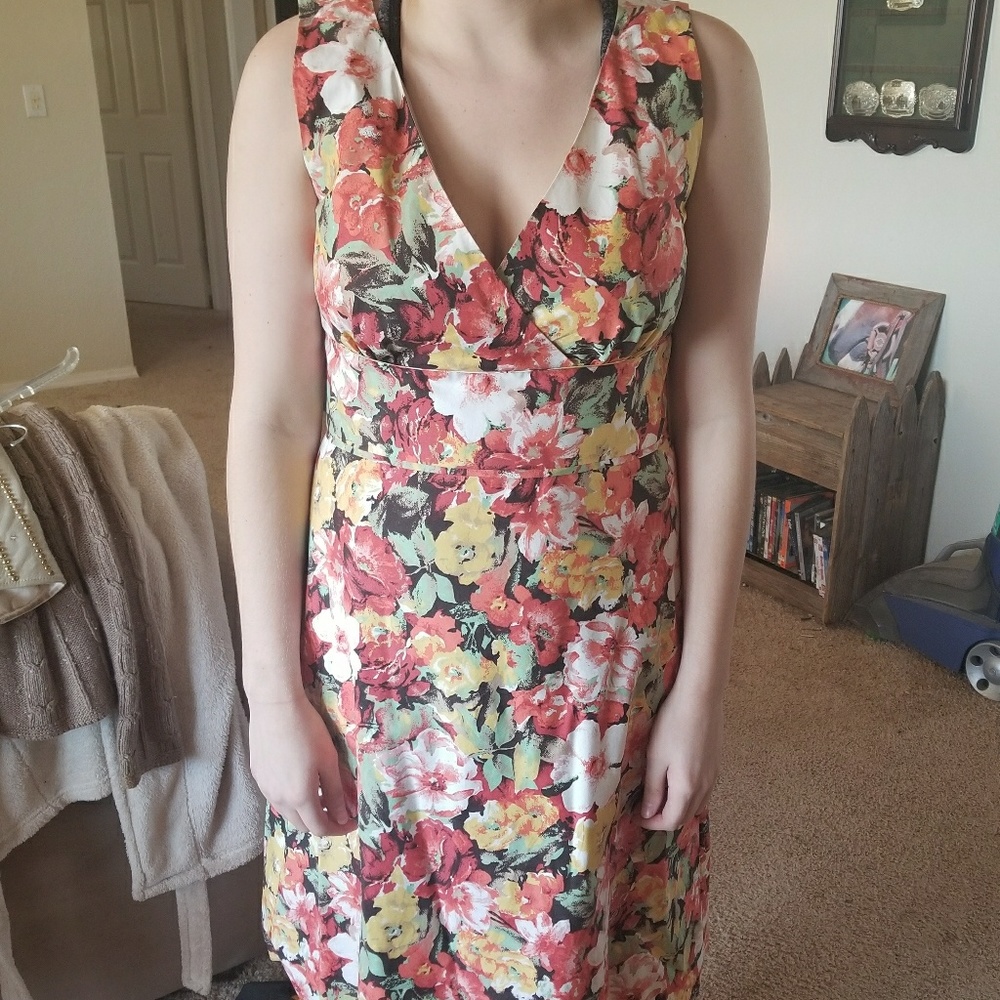 Ann Taylor floral print dress size 8